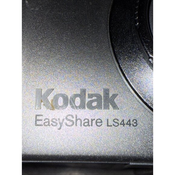 Kodak EasyShare LS443 4.0MP Digital Camera Battery Dock Cables Case For parts - Picture 3 of 11